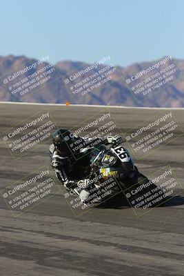 media/Mar-21-2025-CVMA Friday Practice (Fri) [[30cd4fe323]]/3-Racer 2/Session 2 (Bowl)/